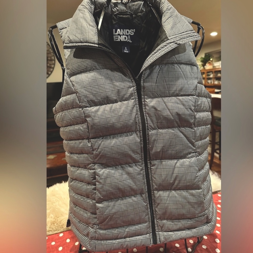 SALE!Land’s End, down, women’s, vest. Like New Condition. Black and white plaid.